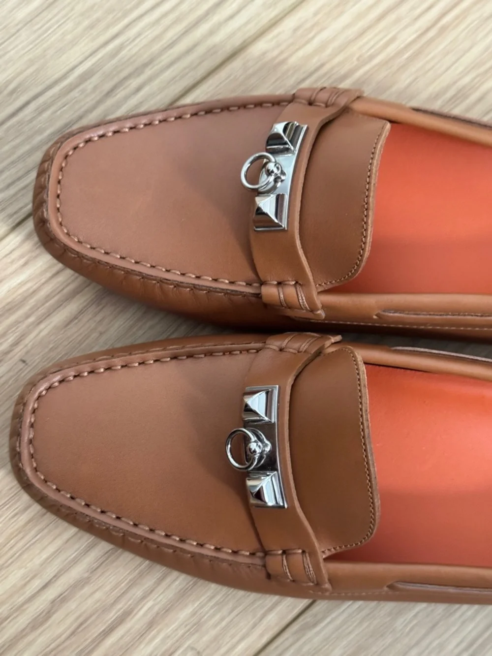Hermes Irving Loafers - Picture 2 of 7